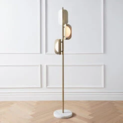 Sinclair Floor Lamp -Online Furniture Sale 021211737 3 31938.1690295651.386.513