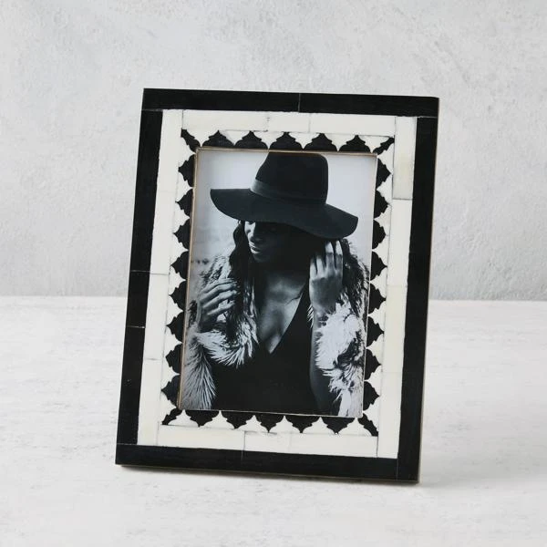 Nikki Chu - Zeek Frame 3 Nikki Chu - Zeek Frame