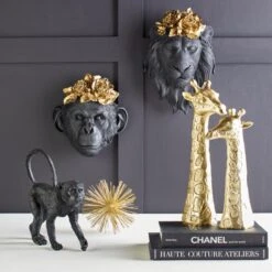 Leon Coronado Plaque -Online Furniture Sale webimage 162207853 rv01 jpg