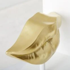 Kiss Bookends -Online Furniture Sale webimage 186978359 2 jpg