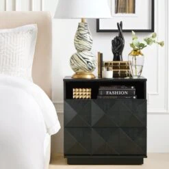 Fingers Crossed Hand -Online Furniture Sale webimage 600102907 610523524 SP23 6 square