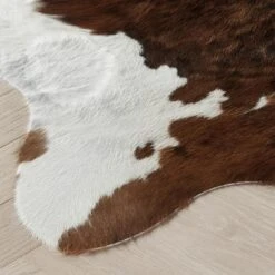 Augusto Hair On Cowhide Rug - Medium Brown 8 Augusto Hair On Cowhide Rug - Medium Brown -Online Furniture Sale webimage 620002652 2 jpg
