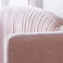 Larissa Platform Bed -Online Furniture Sale webimage 999332987 DTL2 jpg