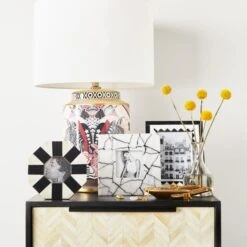 Nikki Chu - Maze Marble Frame 7 Nikki Chu - Maze Marble Frame -Online Furniture Sale webimage Nikkichu FrameVignette 15 01 square